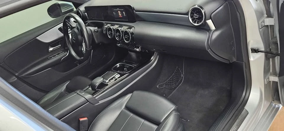 2020 Mercedes-Benz W177 A-Class - Image 9 of 16