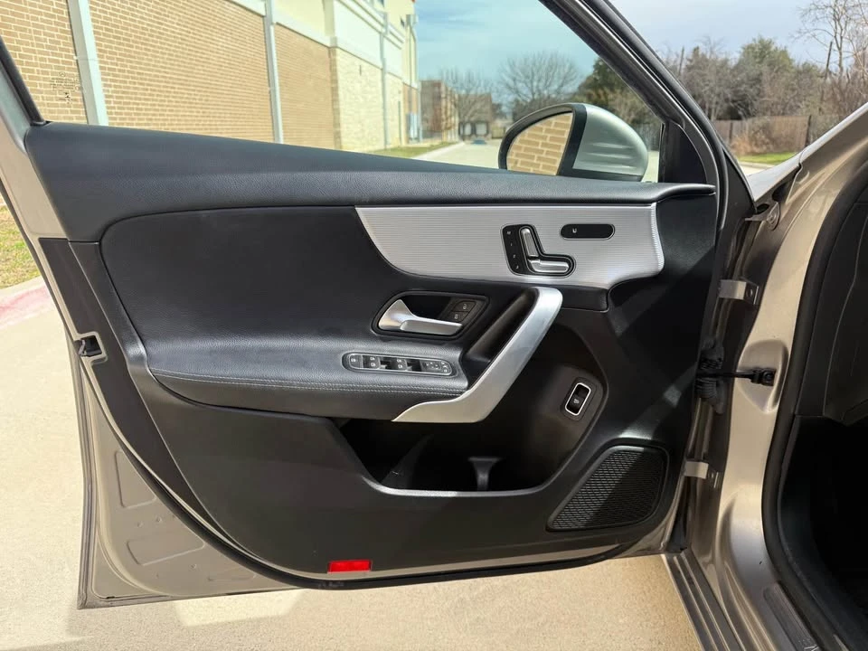2020 Mercedes-Benz W177 A-Class - Image 8 of 15