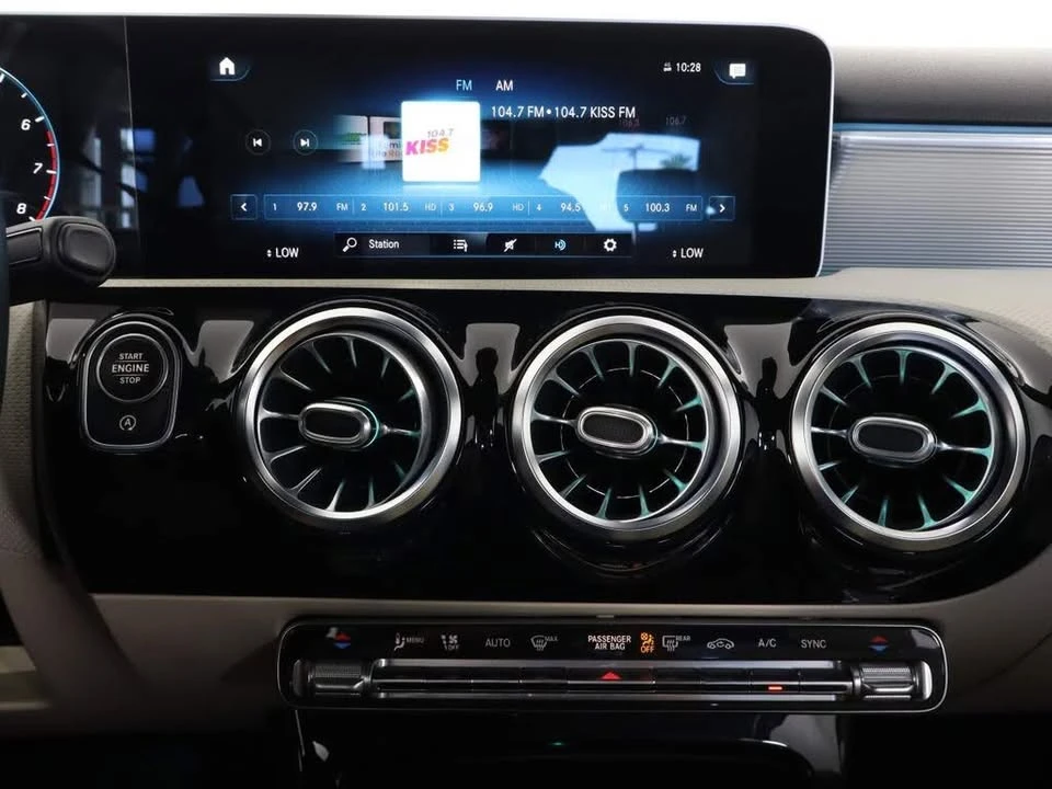 2020 Mercedes-Benz W177 A-Class - Image 11 of 17