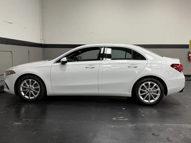 2020 Mercedes-Benz W177 A-Class - Image 9 of 12