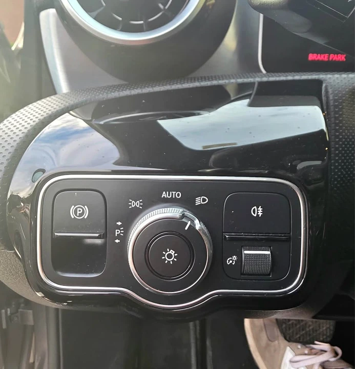 2020 Mercedes-Benz W177 A-Class - Image 11 of 14