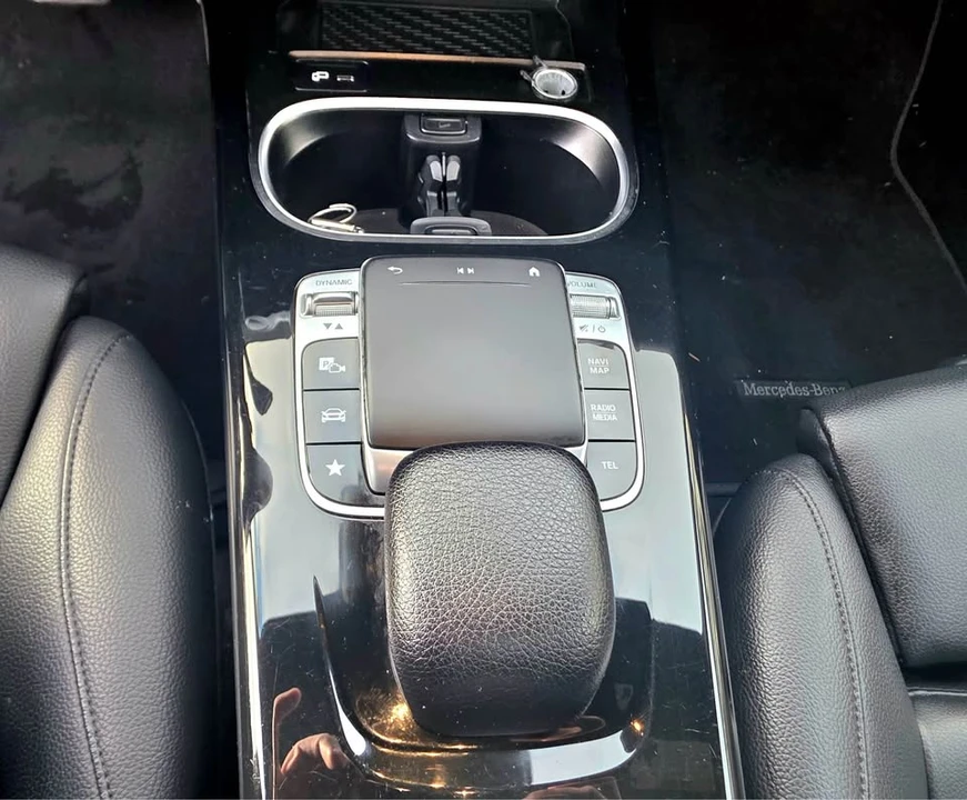 2020 Mercedes-Benz W177 A-Class - Image 10 of 14