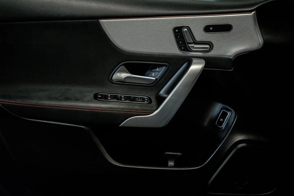 2020 Mercedes-Benz W177 A-Class - Image 7 of 18