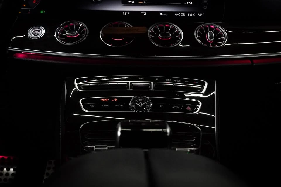 2020 Mercedes-Benz C238/A238 E 53 AMG Coupe & Convertible - Image 9 of 12