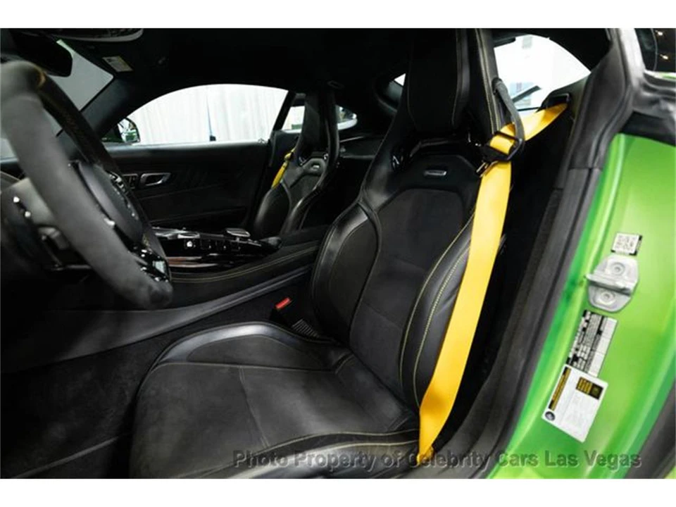 2020 Mercedes-Benz AMG GT - Image 29 of 31