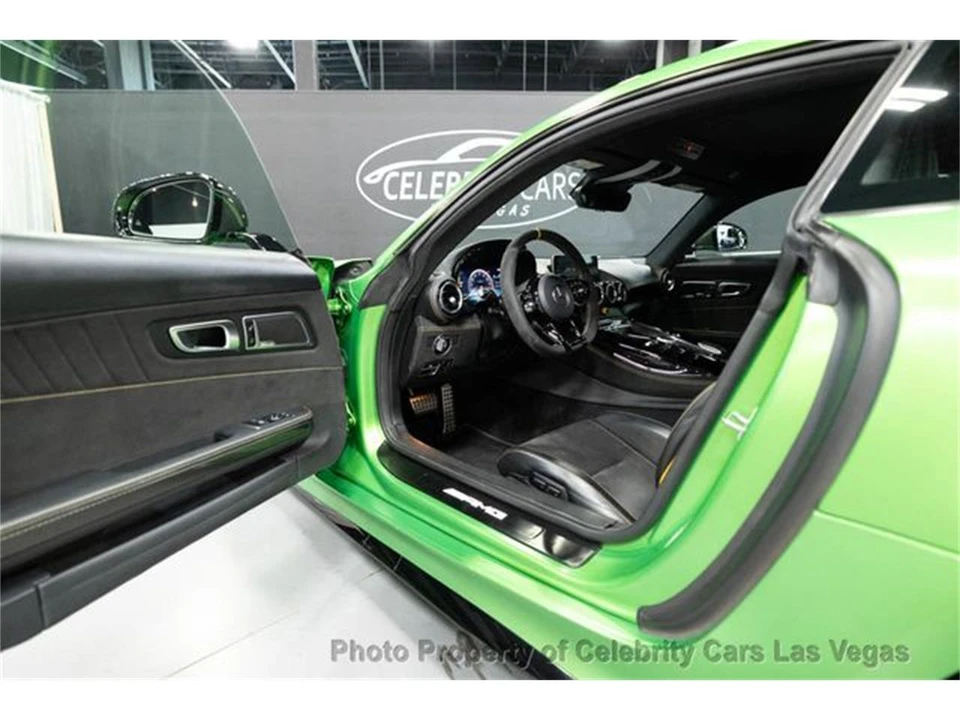 2020 Mercedes-Benz AMG GT - Image 27 of 31