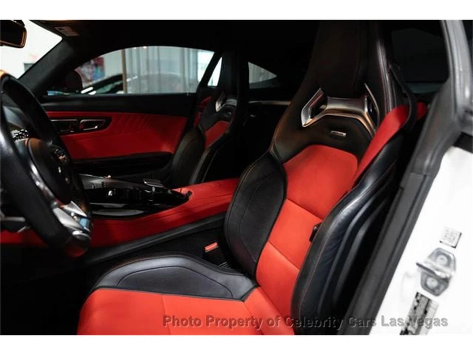 2020 Mercedes-Benz AMG GT - Image 29 of 31