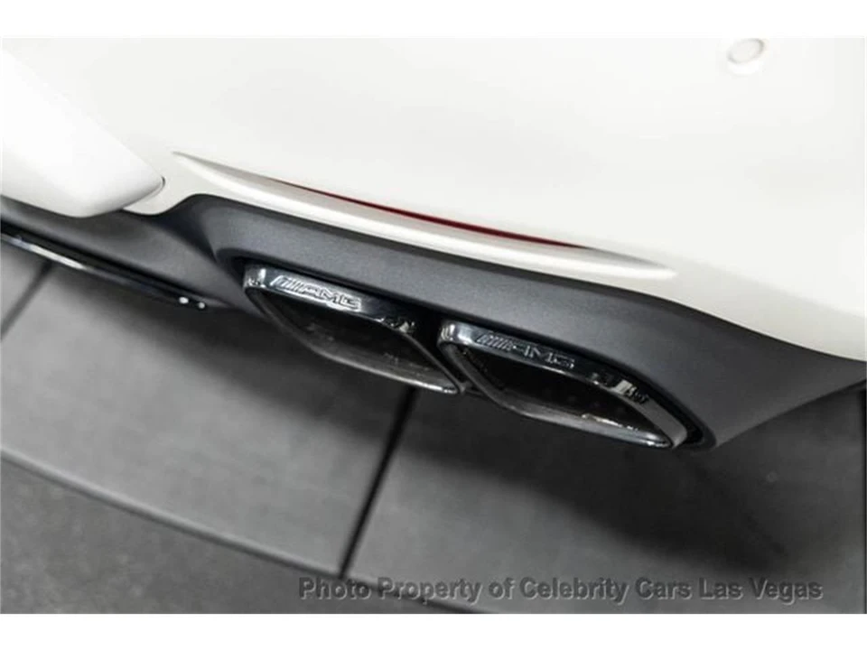 2020 Mercedes-Benz AMG GT - Image 15 of 31