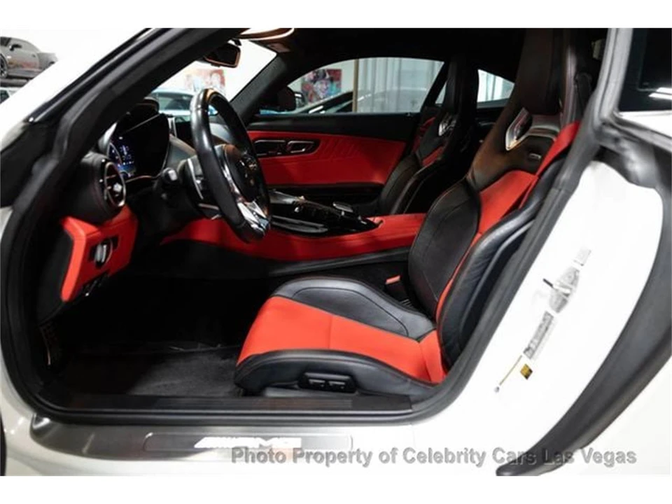 2020 Mercedes-Benz AMG GT - Image 28 of 31