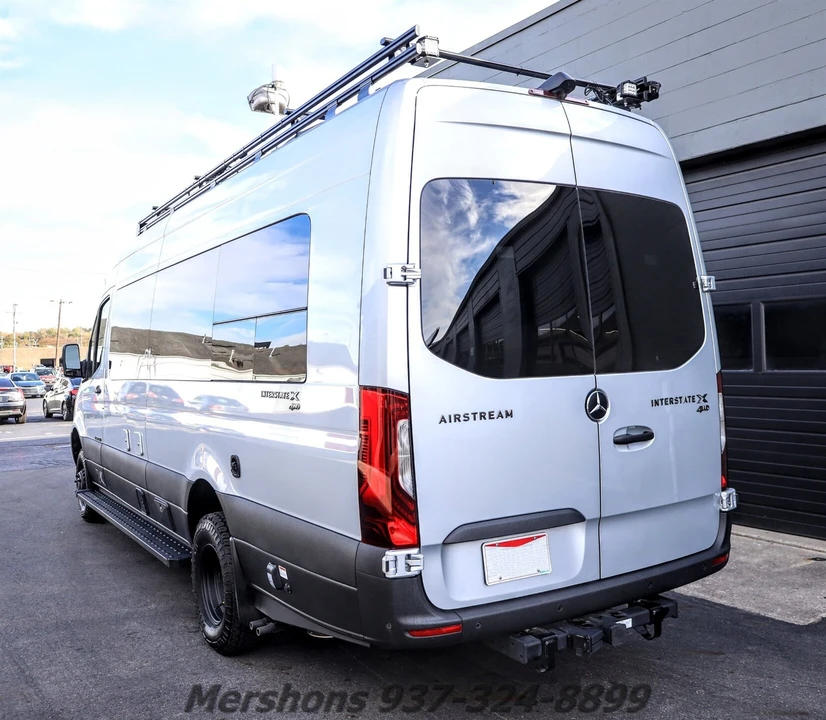 2020 Airstream - Image 7 of 21