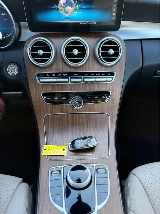 2020 Mercedes-Benz W205 C-Class - Image 8 of 17