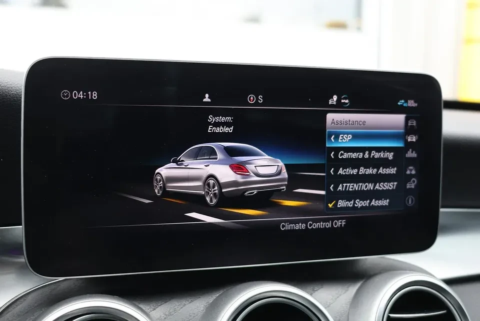 2020 Mercedes-Benz W205 C-Class - Image 15 of 17