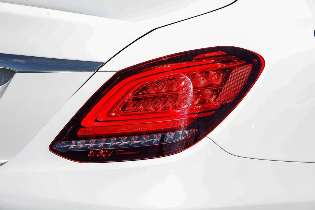 2020 Mercedes-Benz W205 C-Class - Image 8 of 21