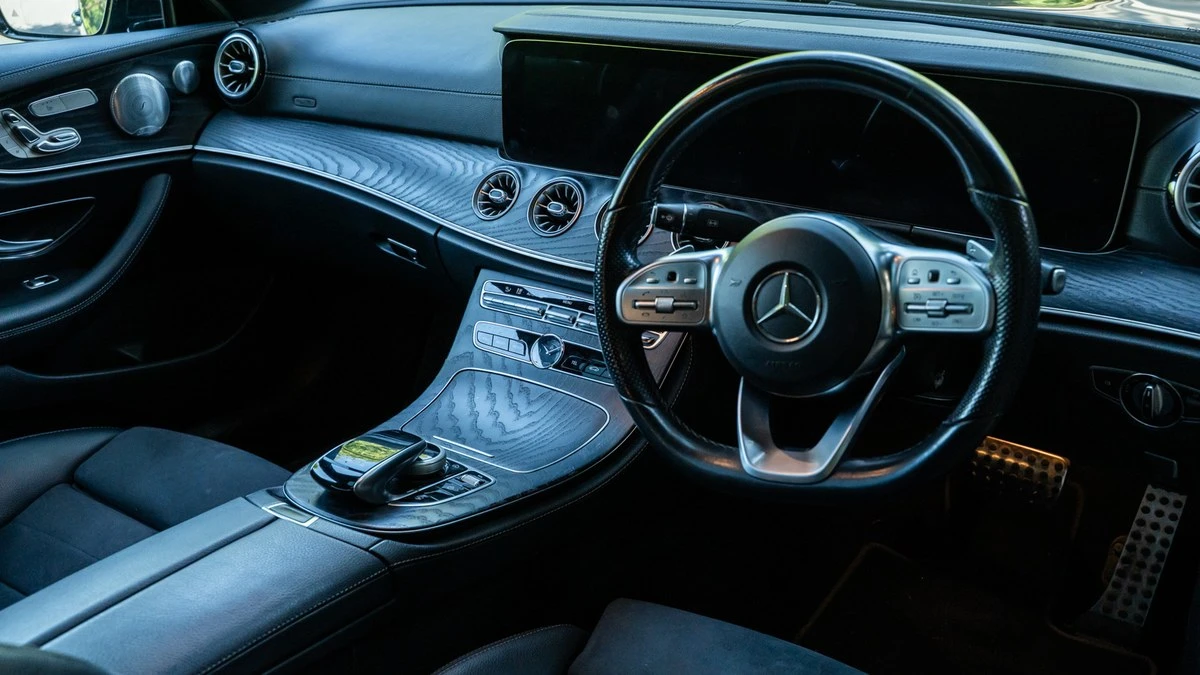 2020 Mercedes-Benz W213 E-Class - Image 26 of 30