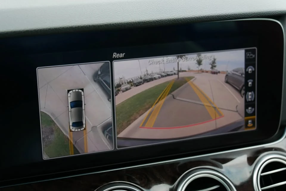 2020 Mercedes-Benz W213 E-Class - Image 12 of 18