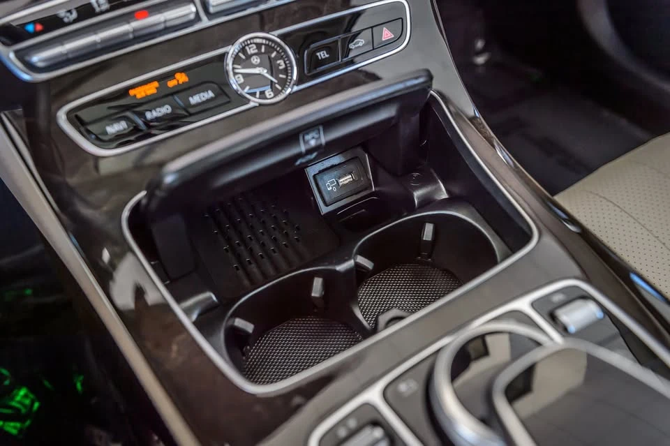 2020 Mercedes-Benz W213 E-Class - Image 5 of 9