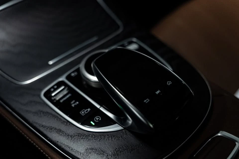 2020 Mercedes-Benz W213 E-Class - Image 16 of 20