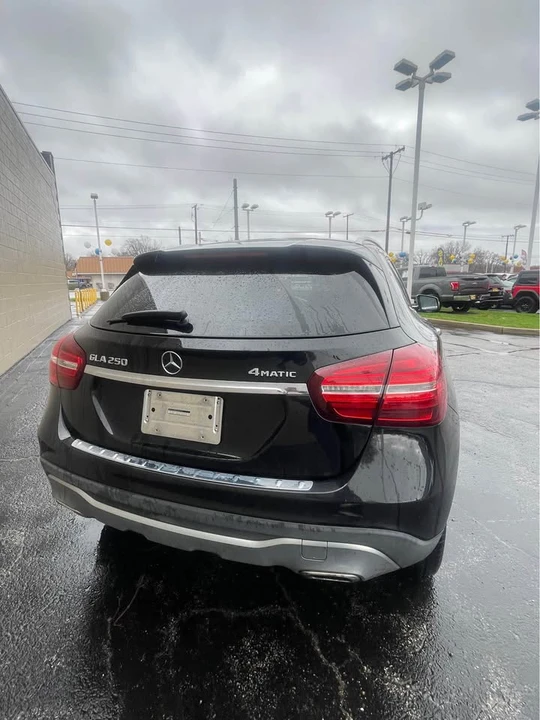 2020 Mercedes-Benz GLA - Image 3 of 8