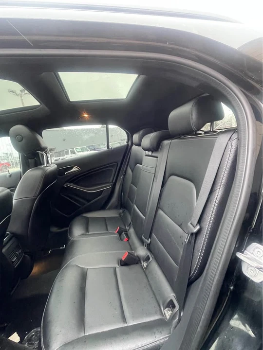2020 Mercedes-Benz GLA - Image 5 of 8