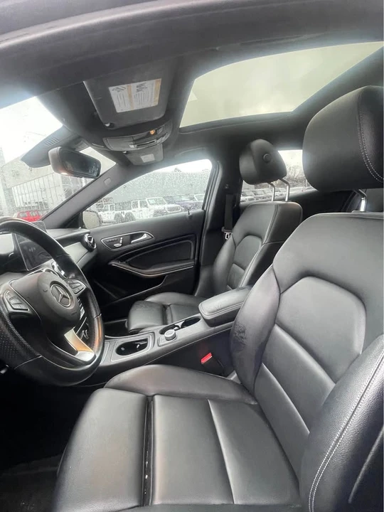 2020 Mercedes-Benz GLA - Image 7 of 8