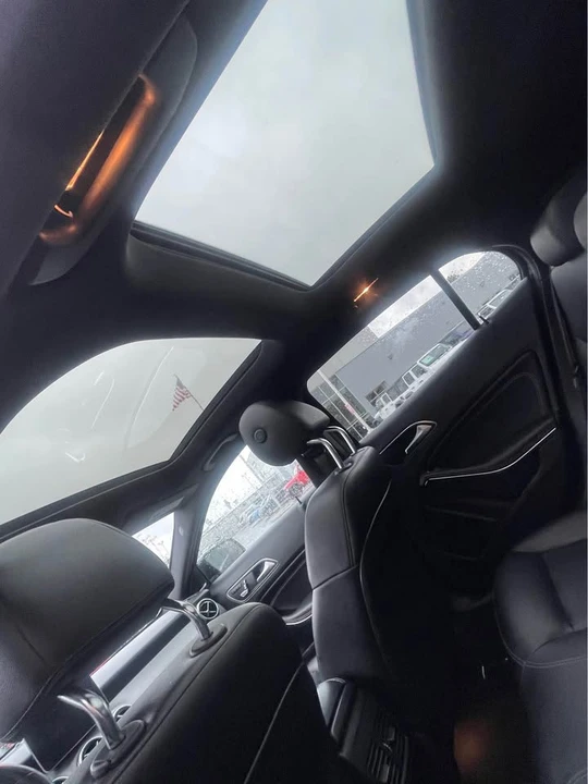 2020 Mercedes-Benz GLA - Image 6 of 8