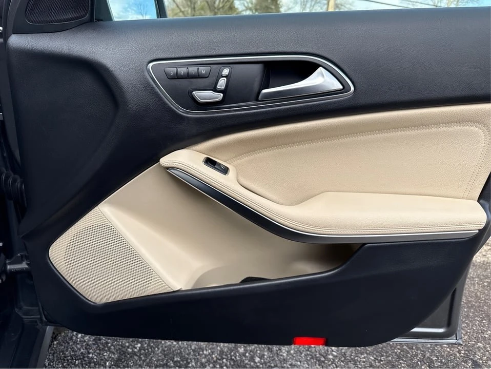 2020 Mercedes-Benz GLA - Image 20 of 20