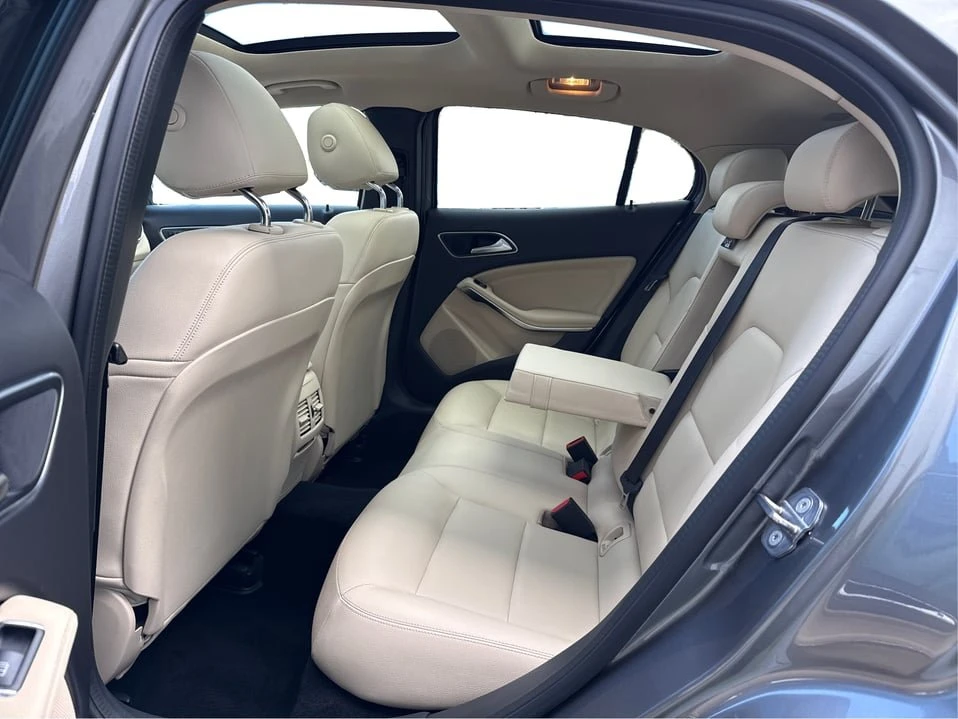 2020 Mercedes-Benz GLA - Image 9 of 20