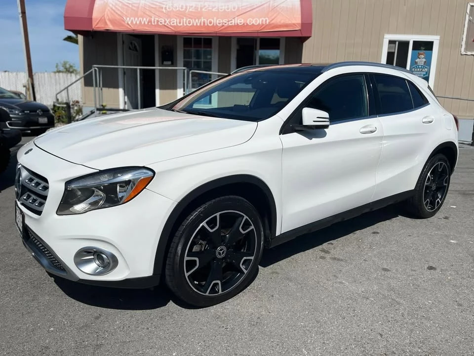 2020 Mercedes-Benz GLA - Image 3 of 19