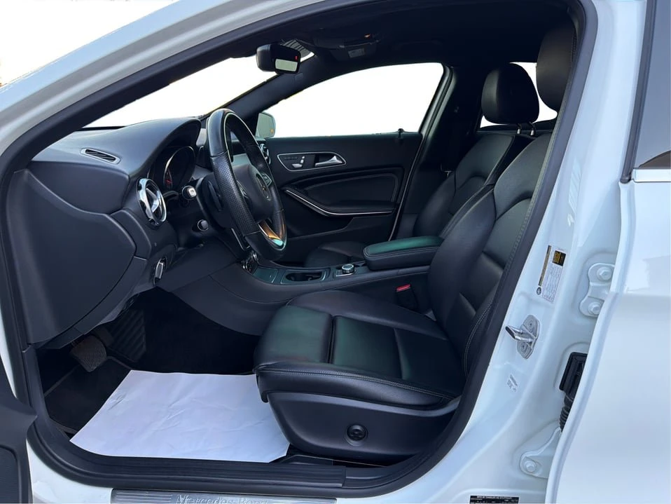 2020 Mercedes-Benz GLA - Image 9 of 20