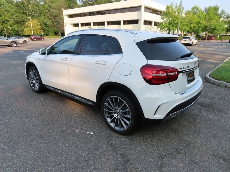 2020 Mercedes-Benz GLA - Image 12 of 19