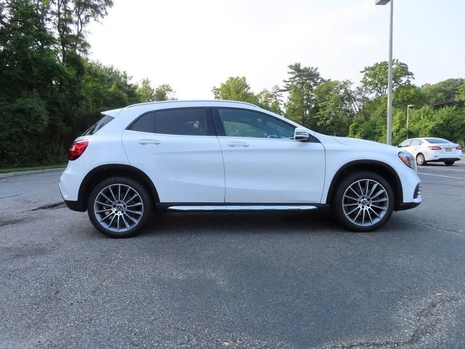 2020 Mercedes-Benz GLA - Image 16 of 19