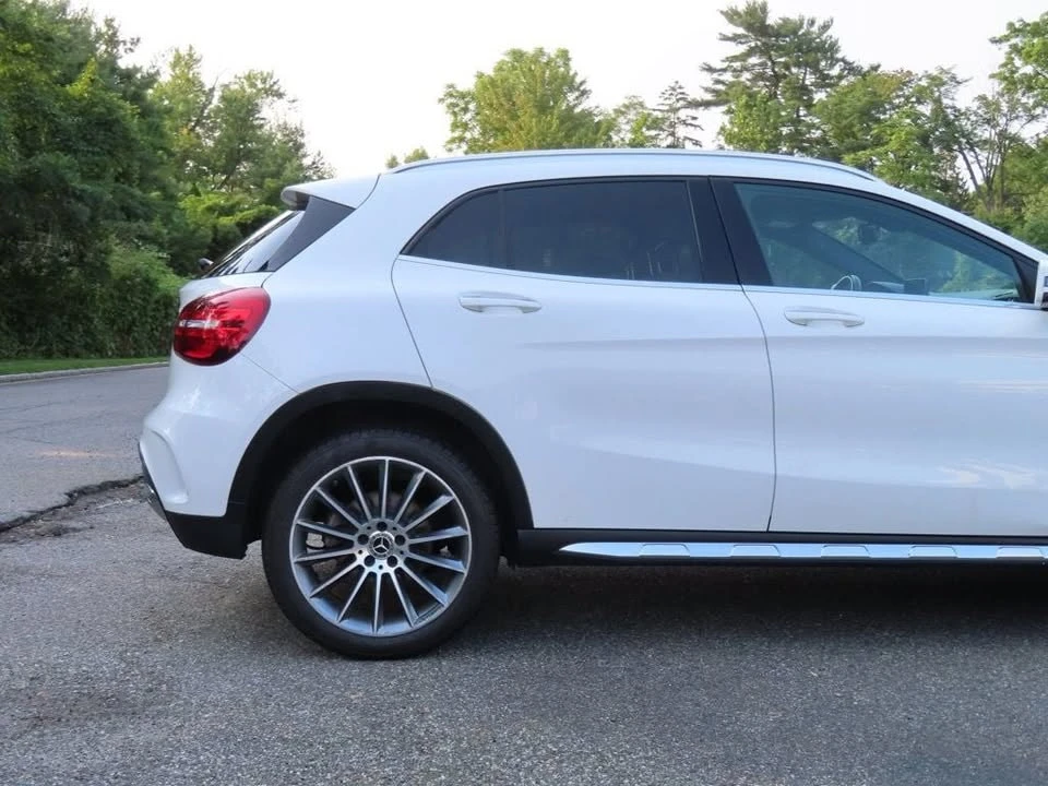 2020 Mercedes-Benz GLA - Image 17 of 19