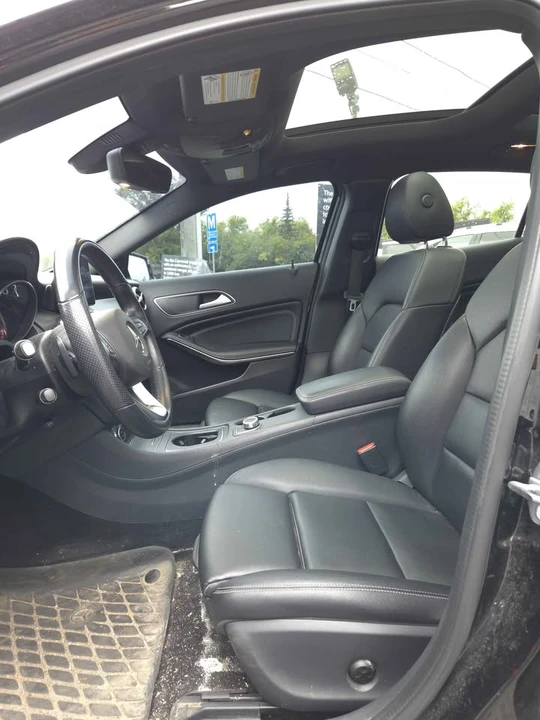 2020 Mercedes-Benz GLA - Image 8 of 15