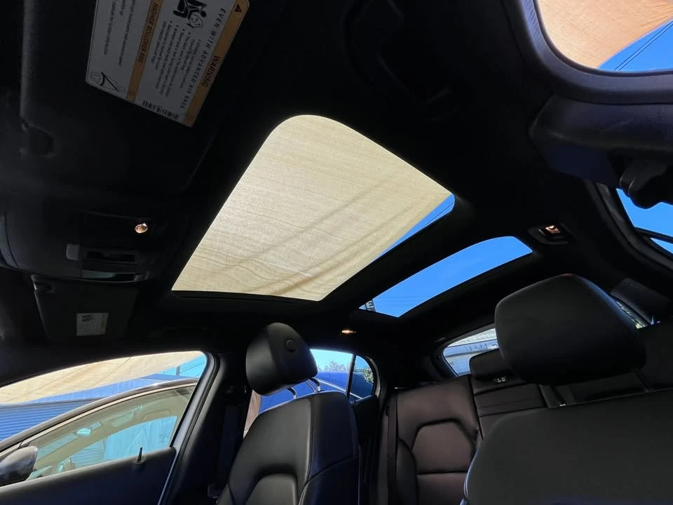 2020 Mercedes-Benz GLA - Image 17 of 19