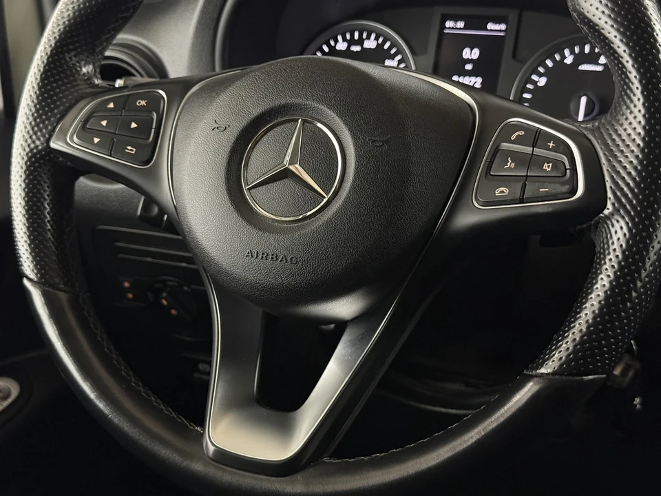 2020 Mercedes-Benz W447 V-Class/Metris - Image 16 of 21