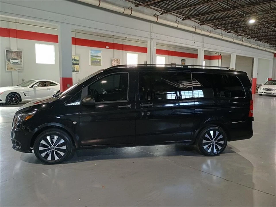 2020 Mercedes-Benz W447 V-Class/Metris - Image 2 of 31