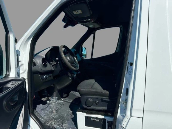 2020 Mercedes-Benz VS30 Sprinter - Image 12 of 20