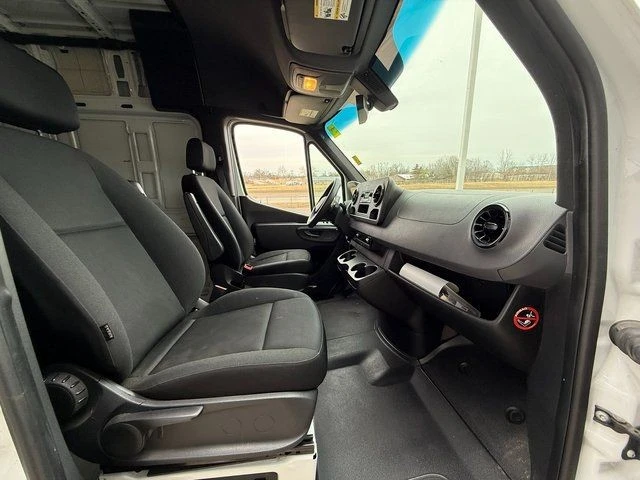 2020 Mercedes-Benz VS30 Sprinter - Image 20 of 21