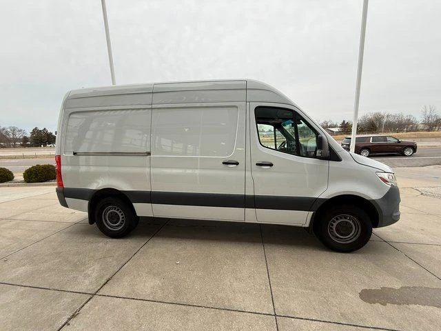 2020 Mercedes-Benz VS30 Sprinter - Image 4 of 21