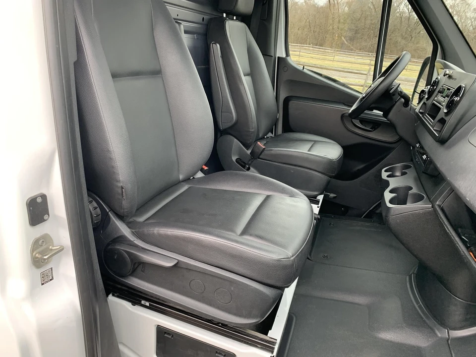 2020 Mercedes-Benz VS30 Sprinter - Image 20 of 21