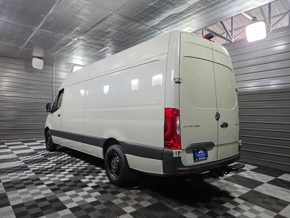 2020 Mercedes-Benz VS30 Sprinter - Image 7 of 12