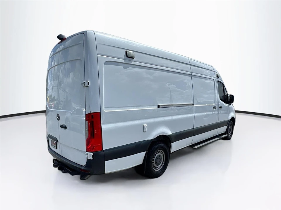 2020 Mercedes-Benz VS30 Sprinter - Image 5 of 14