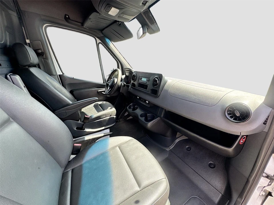 2020 Mercedes-Benz VS30 Sprinter - Image 9 of 14