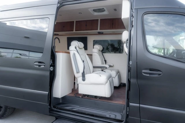 2020 Mercedes-Benz VS30 Sprinter - Image 10 of 21