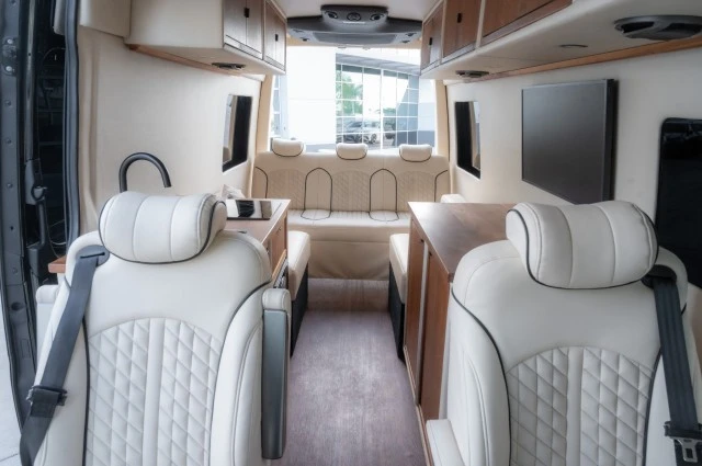 2020 Mercedes-Benz VS30 Sprinter - Image 13 of 21
