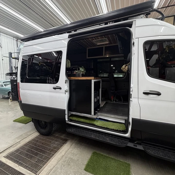 2020 Mercedes-Benz VS30 Sprinter - Image 17 of 21