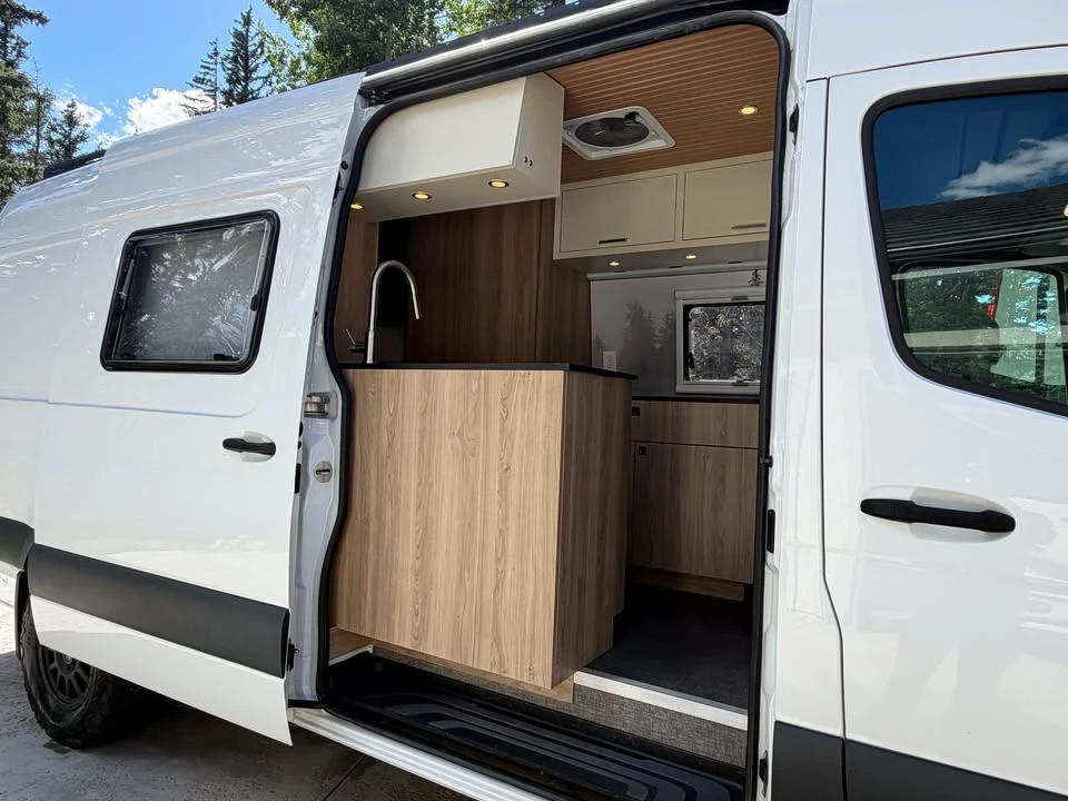 2020 Mercedes-Benz VS30 Sprinter - Image 3 of 20
