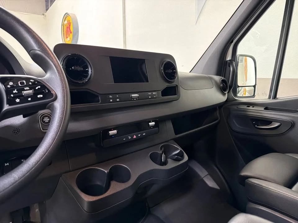 2020 Mercedes-Benz VS30 Sprinter - Image 14 of 20