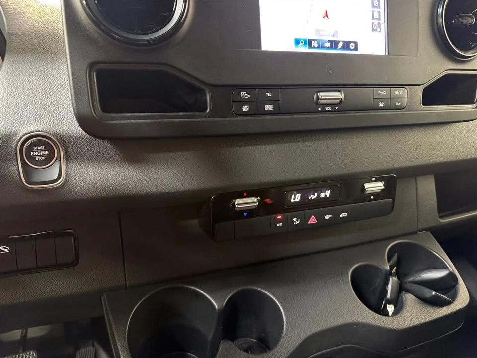 2020 Mercedes-Benz VS30 Sprinter - Image 19 of 20