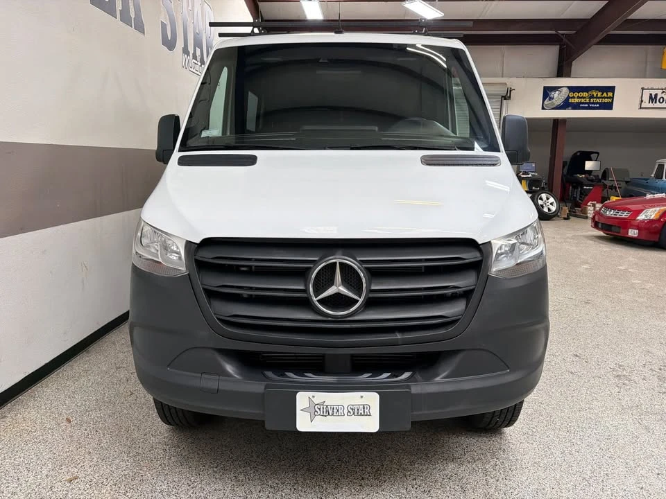 2020 Mercedes-Benz VS30 Sprinter - Image 2 of 20
